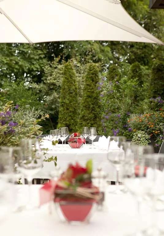 Dehner Blumen Hotel Rain